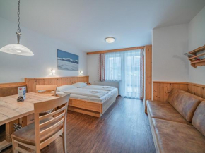 Röck IB Neukirchen Am Großvenediger